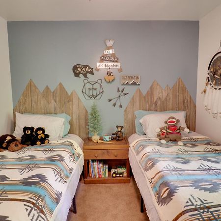 Cozy Whittier Home With Fire Pits Less Than 15 Mi To Hiking! Ngoại thất bức ảnh