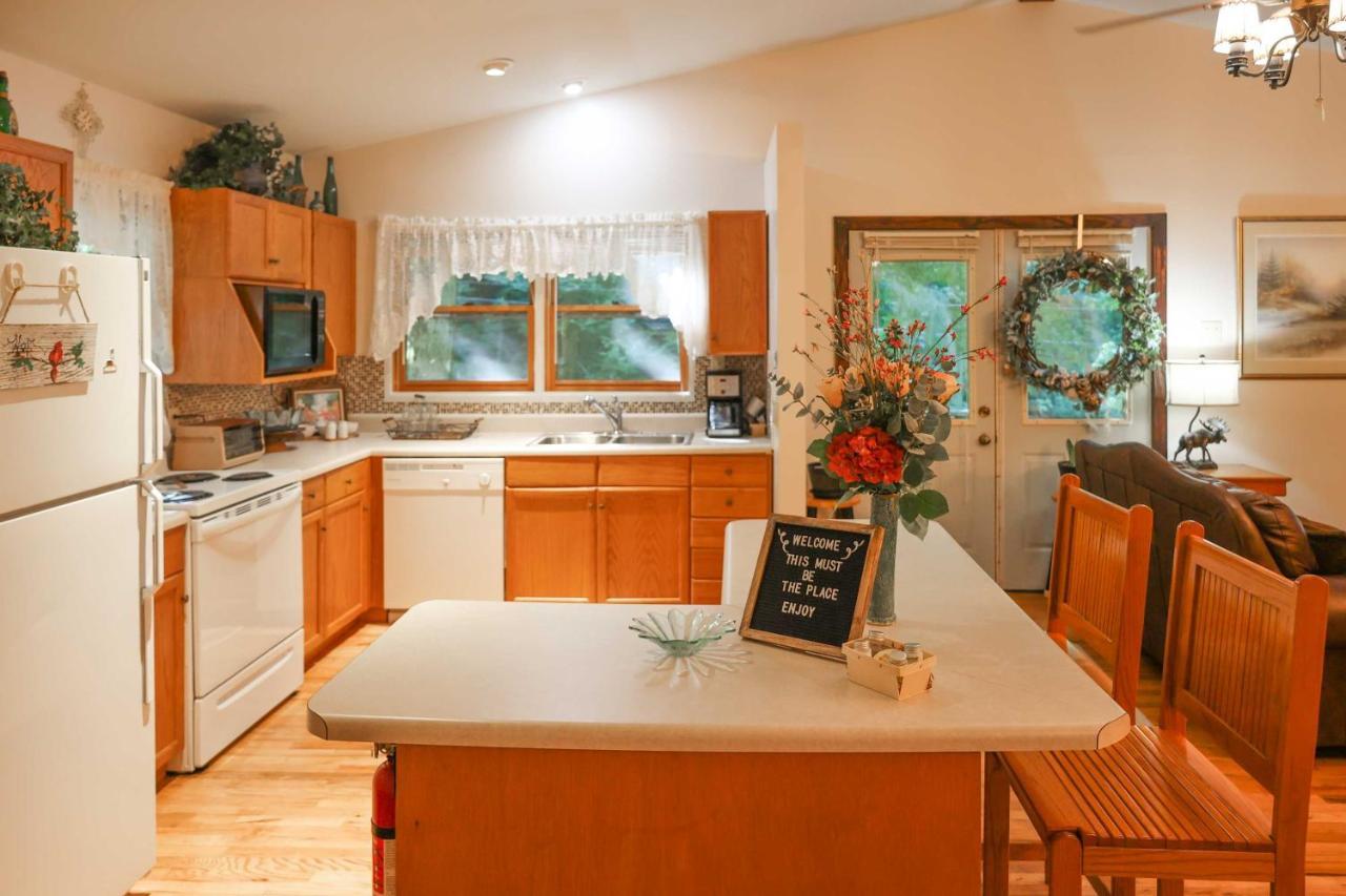 Cozy Whittier Home With Fire Pits Less Than 15 Mi To Hiking! Ngoại thất bức ảnh
